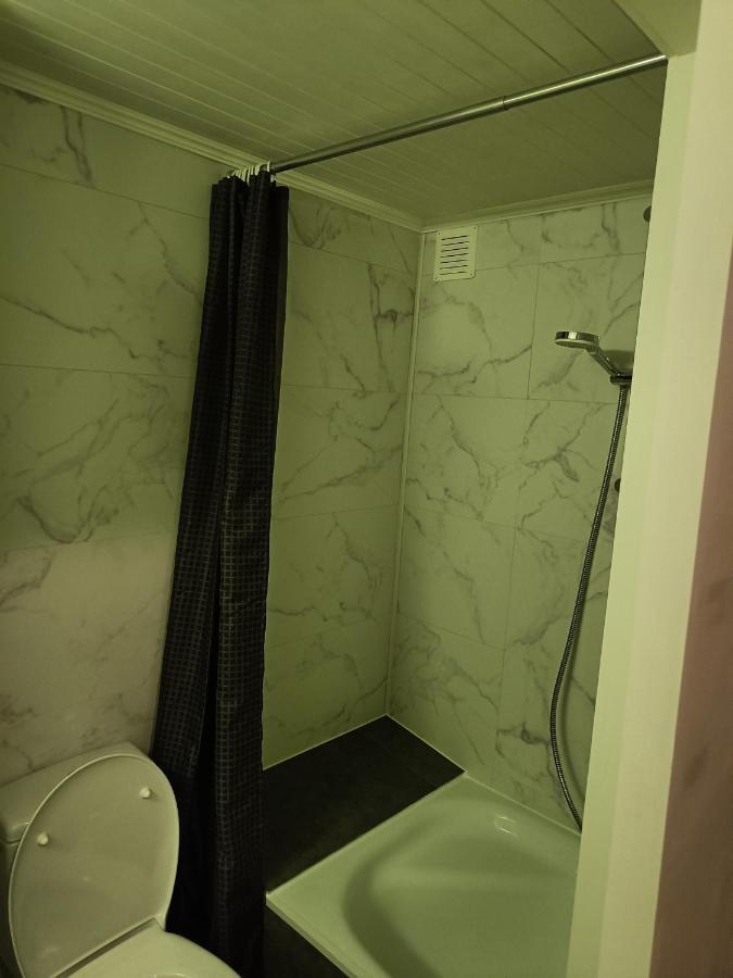 Apartment Sariks Place Brujas Exterior foto